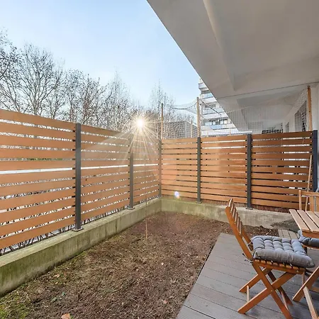Apartment 2-bedroom With Balcony Warsaw