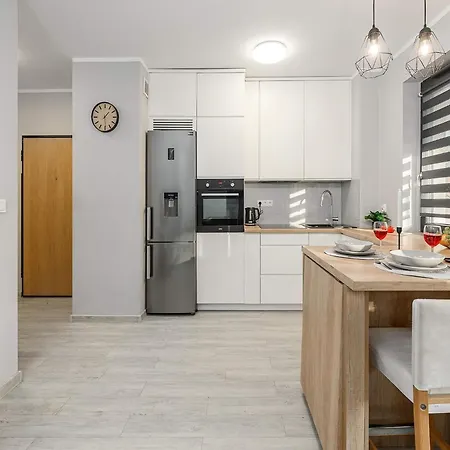 2-bedroom With Balcony Apartmán *